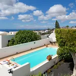 Lilli - La Maison De La Danse La Asomada (Lanzarote)
