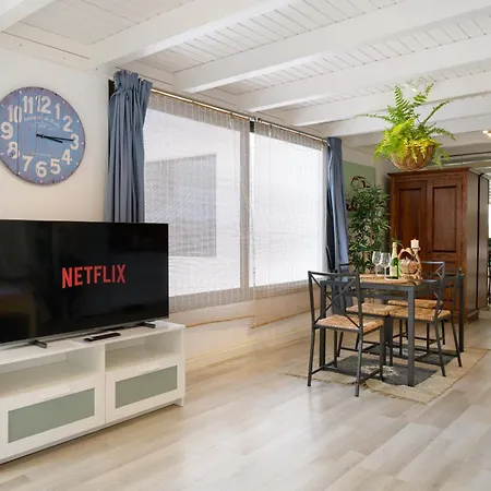 Lilli - La Maison De La Danse * La Asomada (Lanzarote)