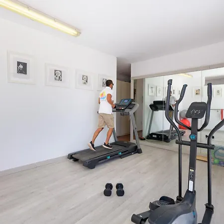 Lilli - La Maison De La Danse