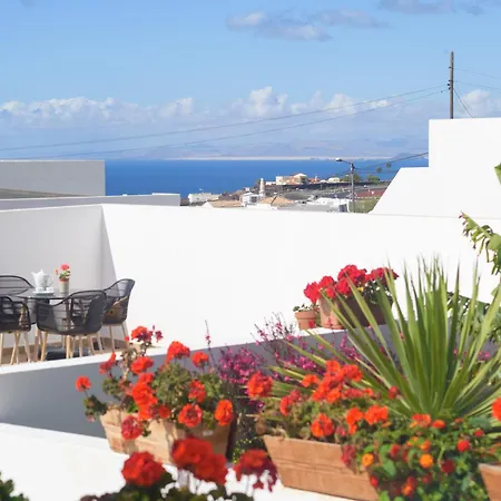 Lilli - La Maison De La Danse Daire La Asomada (Lanzarote)
