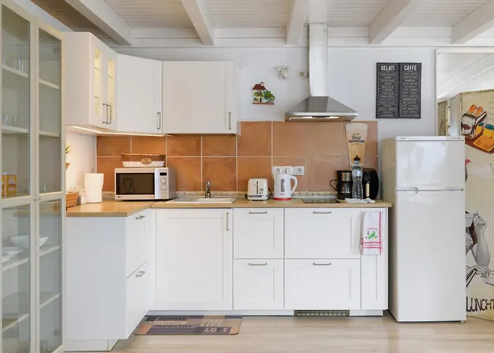 Lilli - La Maison De La Danse *